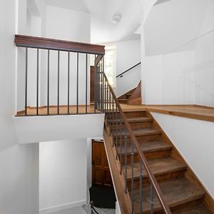 Standard Studio